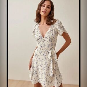 NWT reformation Ellwood wrap dress